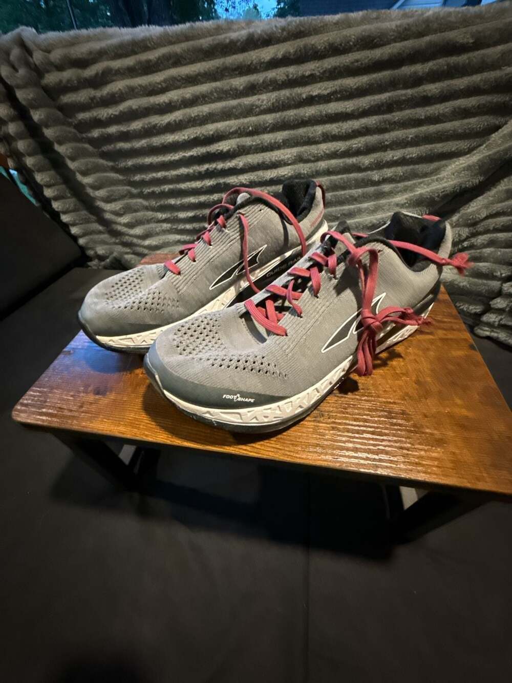Altra Paradigm 4.5 Women's Running Shoes Gray/Maroon